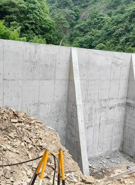 邢台临城县重力式挡土墙